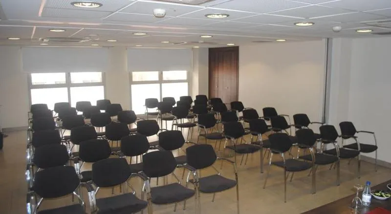 Conferences, Suites Viena Plaza de España, Madrid