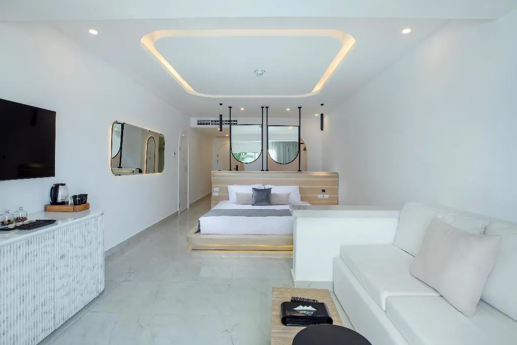 DOUBLE DELUXE OCEAN FRONT Room, White Hills Resort, Red Sea Riviera