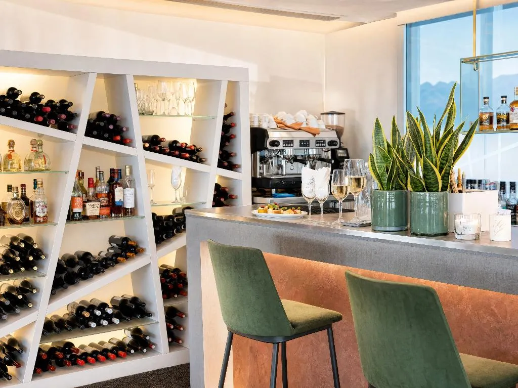 Bar, St. George Lycabettus, Athens