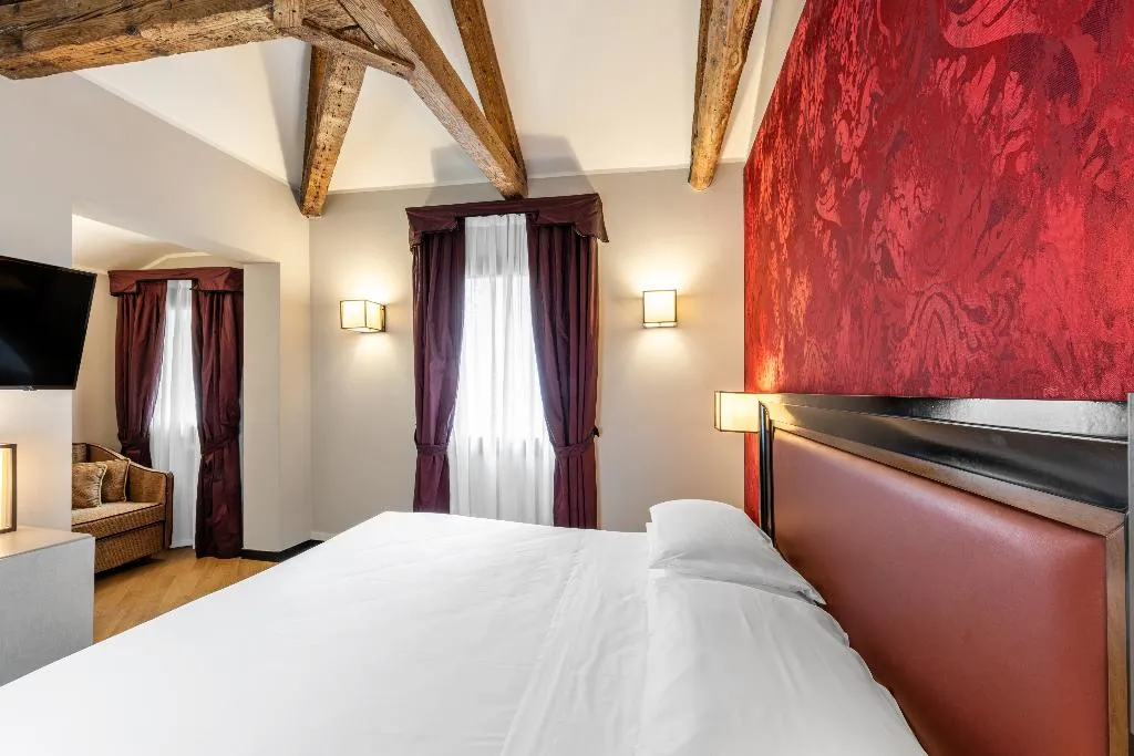 TRIPLE SUPERIOR Room, Paganelli, Venice