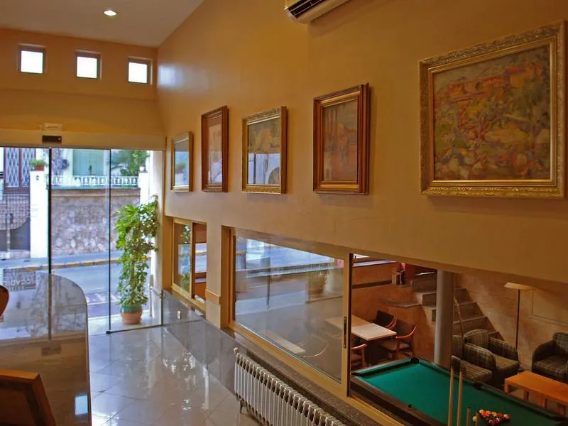 Lobby, Piccadilly, Costa Brava