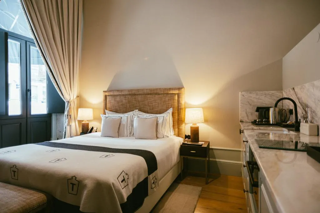 STUDIO STANDARD Room, Torel Palace Porto, Porto