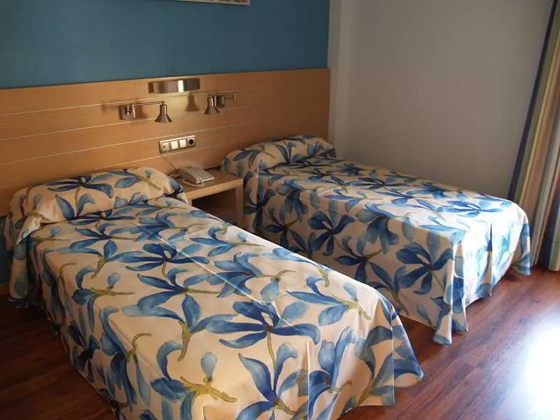 Room, 4C Bravo Murillo, Madrid