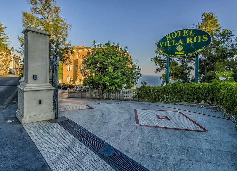 Lobby, Villa Riis, Taormina