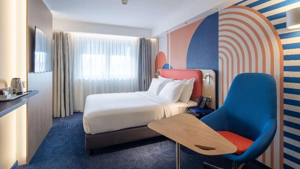 Double or Twin PREMIUM Room, Holiday Inn Express Lisbon Principe Real, by IHG, Lisbon
