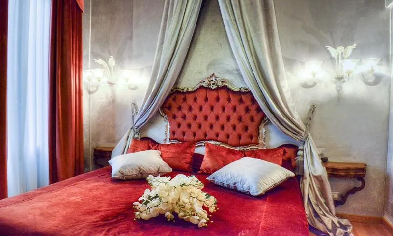 Double or Twin SUPERIOR Room, Ca' dell'Arte, Venice