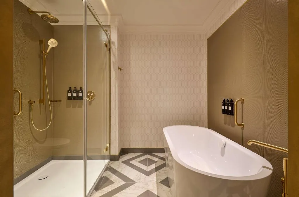 Room, Hotel Saski Krakow, Curio collection by Hilton, Krakow