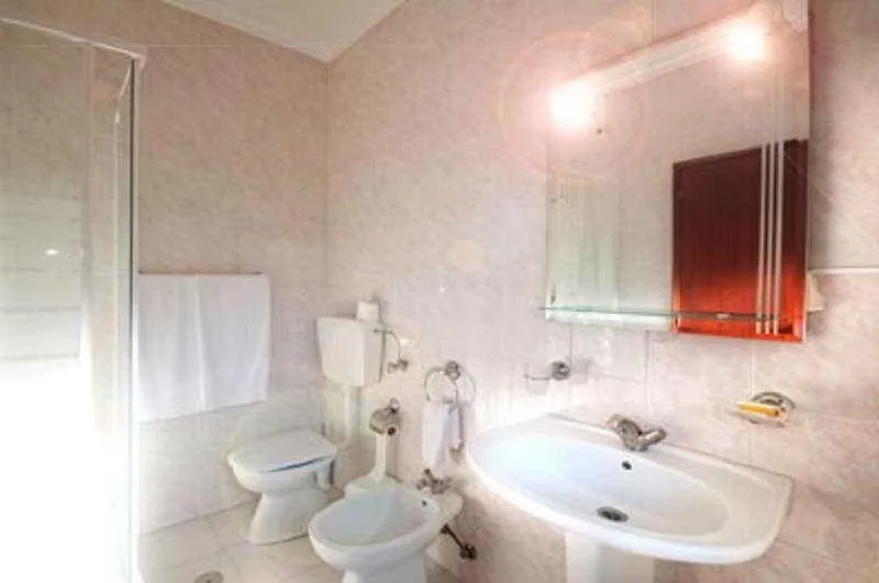 Room, Residencial Ferrinho, Porto