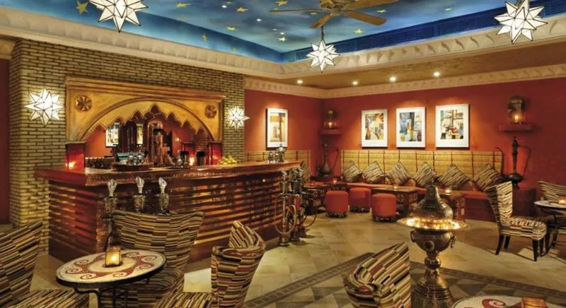 Bar, Movenpick Resort & Marine Spa Sousse, Tunisia