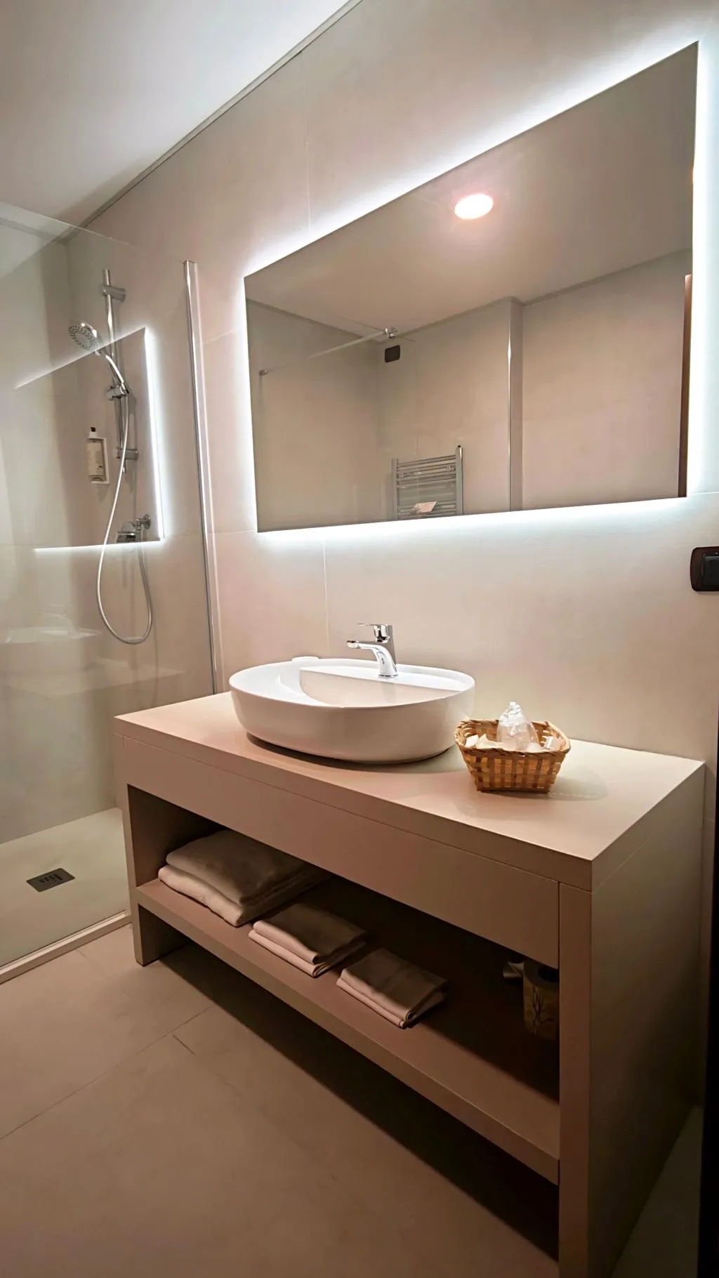 TWIN STANDARD Room, Le Torri Hotel, Cagliari