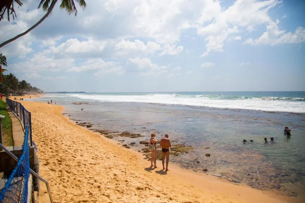 Beach, Lanka Supercorals, Colombo