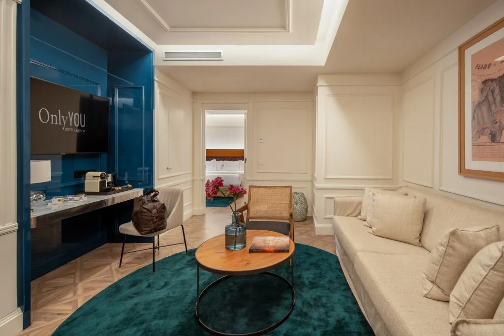 JUNIOR SUITE DELUXE Room, Only YOU Hotel Valencia, Valencia