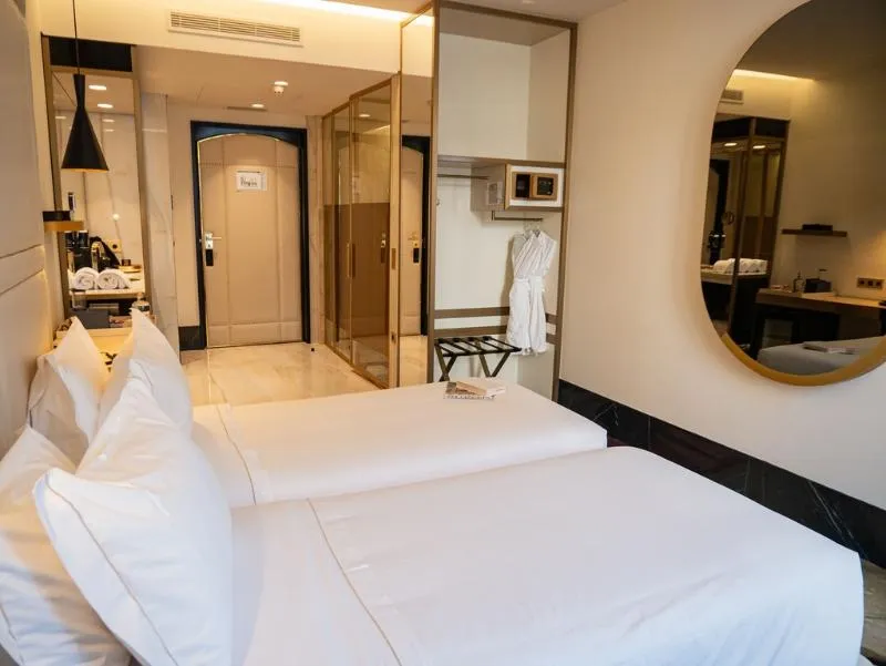 TWIN DELUXE Room, Madalena By the Beautique Hotels, Lisbon
