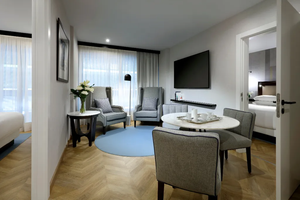 FAMILY ROOM STANDARD Room, Hyatt Regency Hesperia Madrid, Madrid