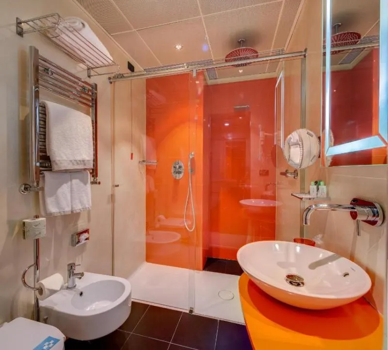 DOUBLE CAPACITY 2 Room, c-hotels Rubens, Milan