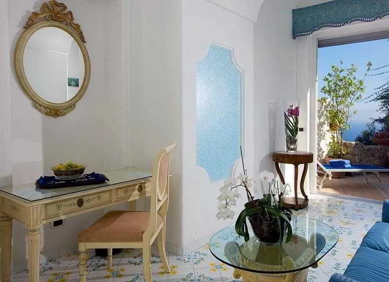 Room, La Floridiana, Naples