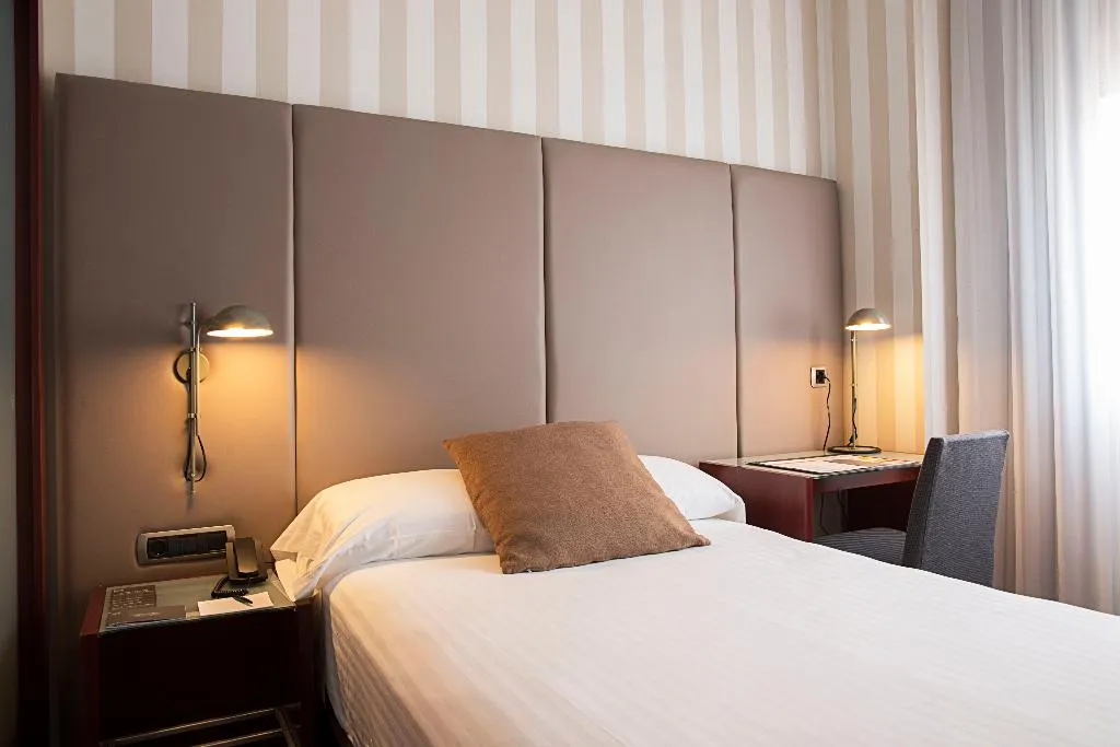 SINGLE STANDARD Room, Zenit Valencia, Valencia
