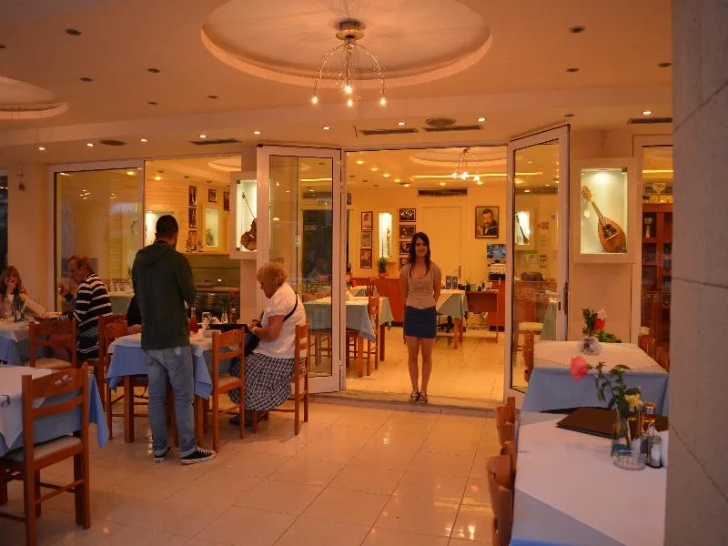 Restaurant, Montes Studios & Apartments, Zante