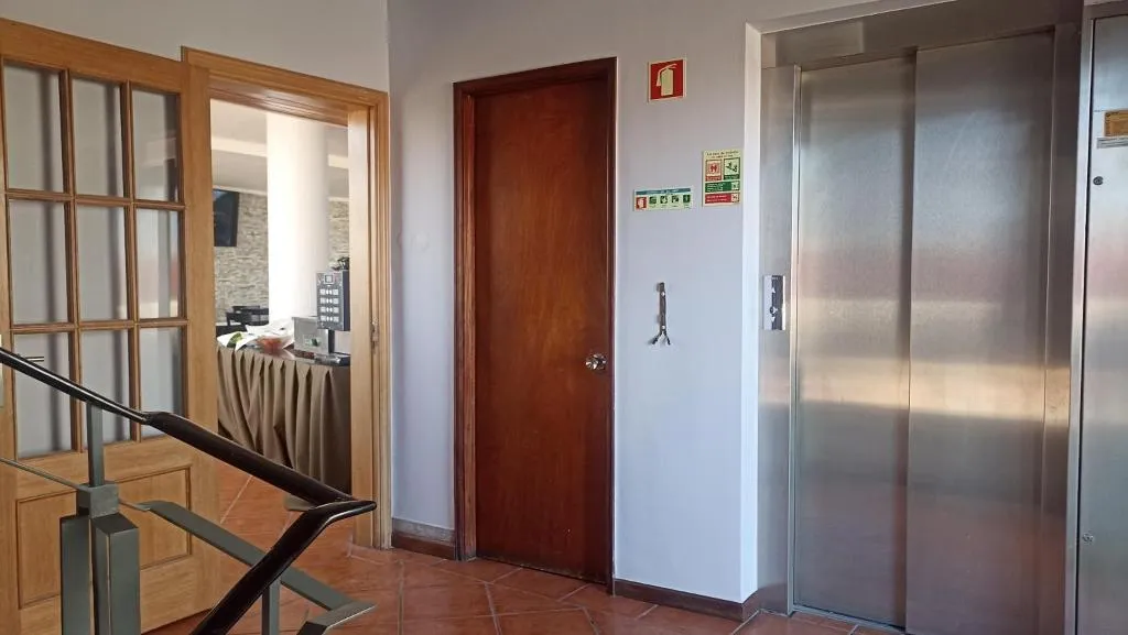 DOUBLE STANDARD Room, Alojamento Central Ii, Madeira