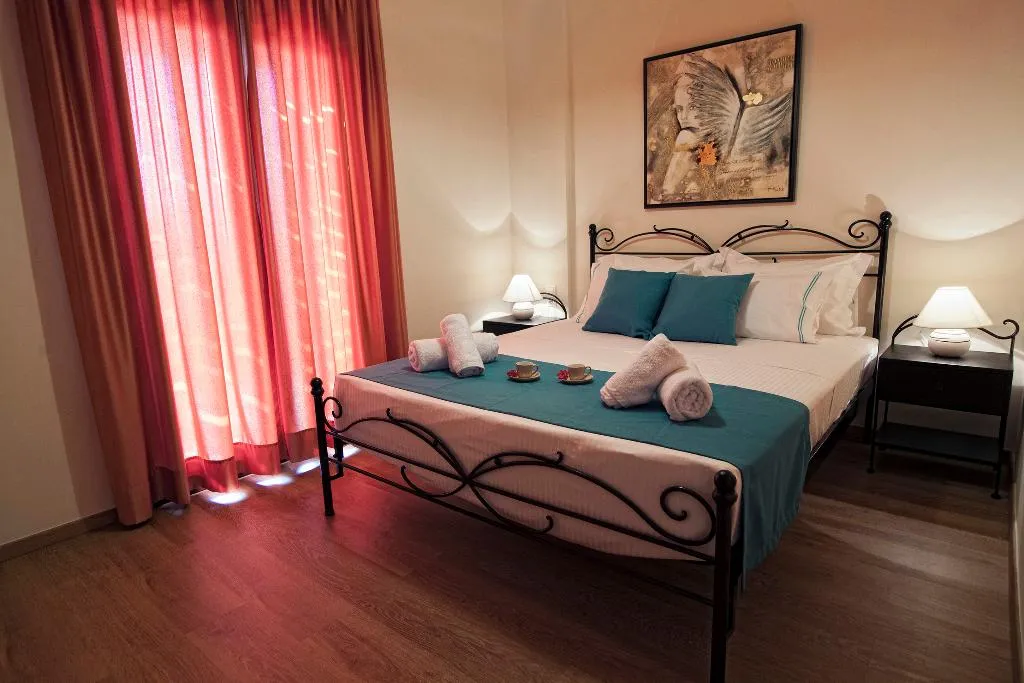 VILLA WITH PRIVATE POOL Room, Pearls of Crete-Holiday Residences, Crete