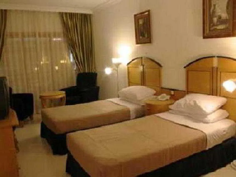 Room, Dolphin hotel Apartments Dubai, Dubai