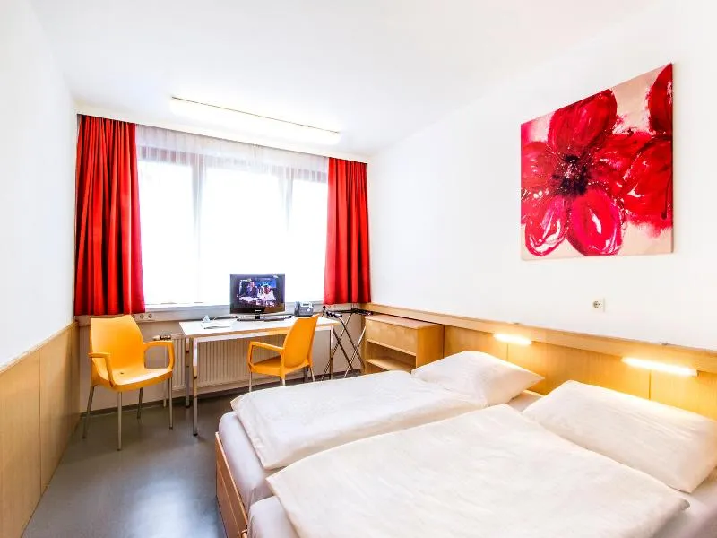 Double or Twin STANDARD Room, AllyouNeed Hotel Vienna 4, Vienna