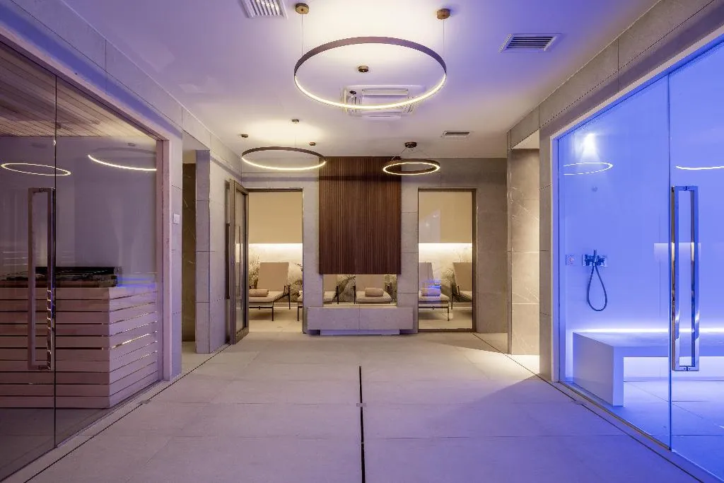 Sports and Entertainment, Radisson Blu Hotel Florence, Florence