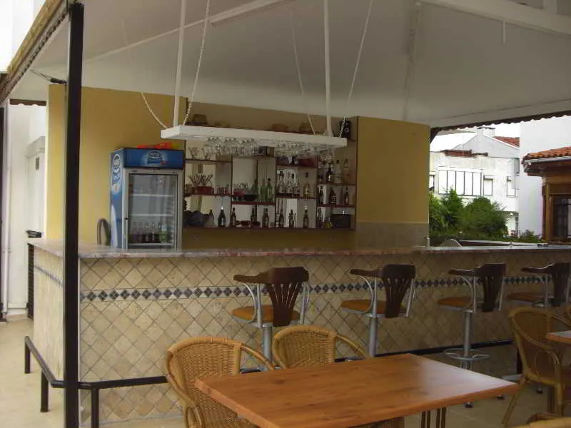 Bar, Tolan Apartments, Dalaman