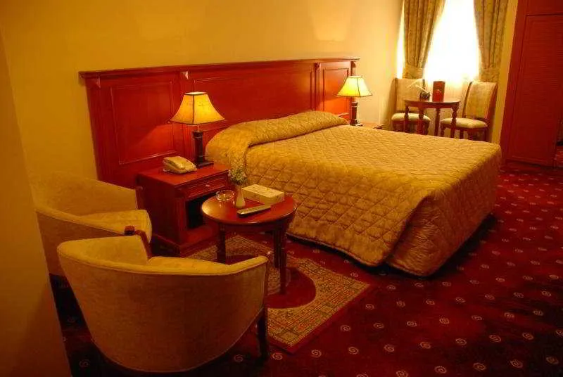 Room, London Crown 2 Hotel Apartment, Dubai