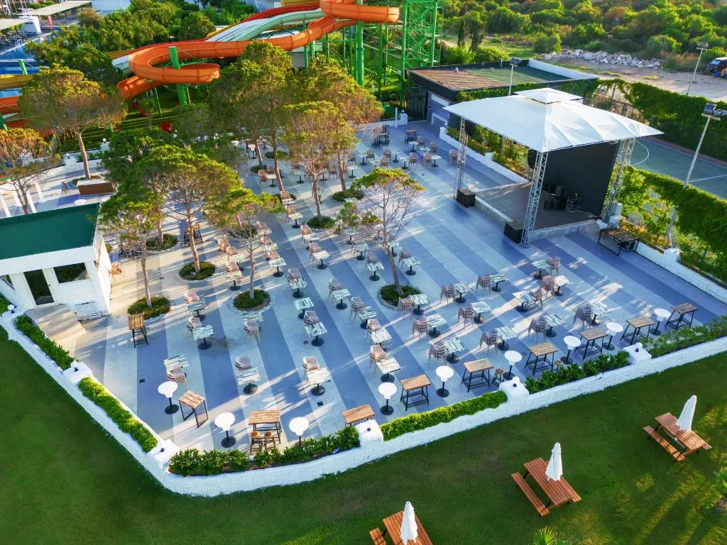 Sports and Entertainment, Crystal Centro Pearl Collection, Antalya