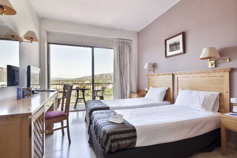 Double or Twin MOUNTAIN VIEW Room, Columbus, Costa Brava