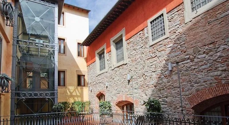 General view, Alba Palace, Florence