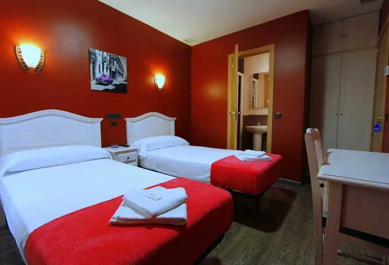 Room, Hostal Regio, Madrid
