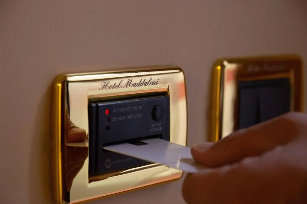 SINGLE STANDARD Room, Hotel Maddaloni, Naples