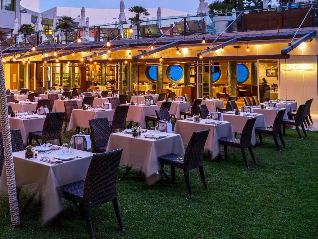 Restaurant, Swissotel Buyuk Efes Izmir, Izmir