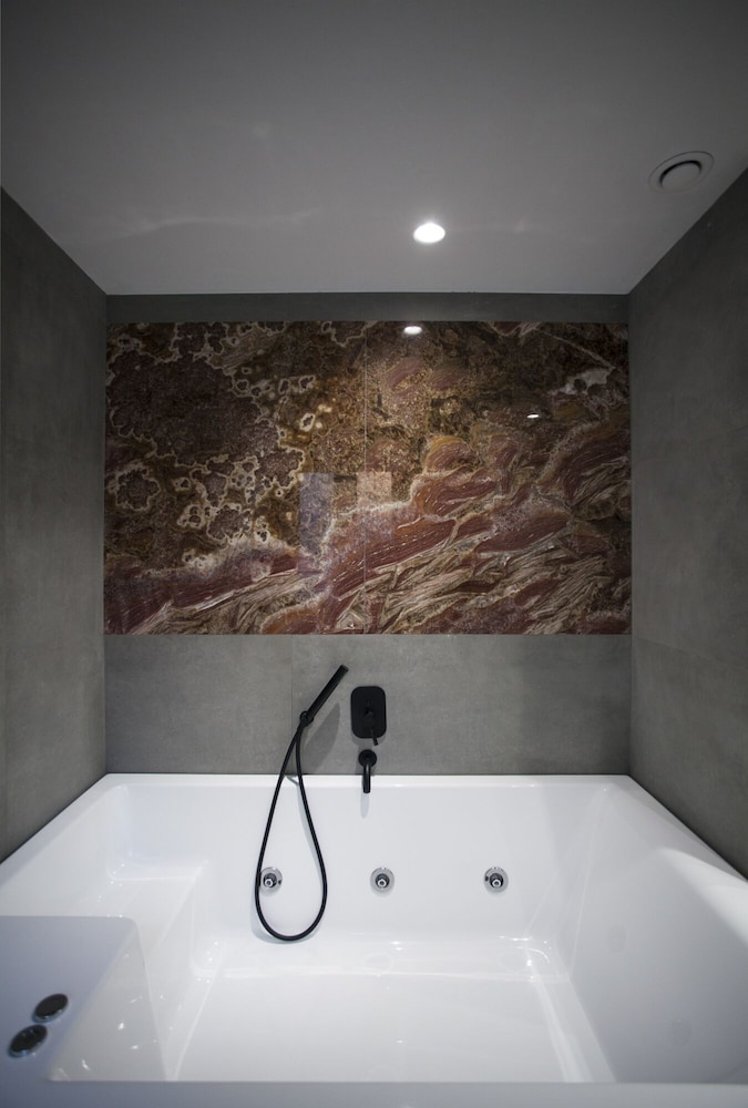 Art Suites Korai, Athens