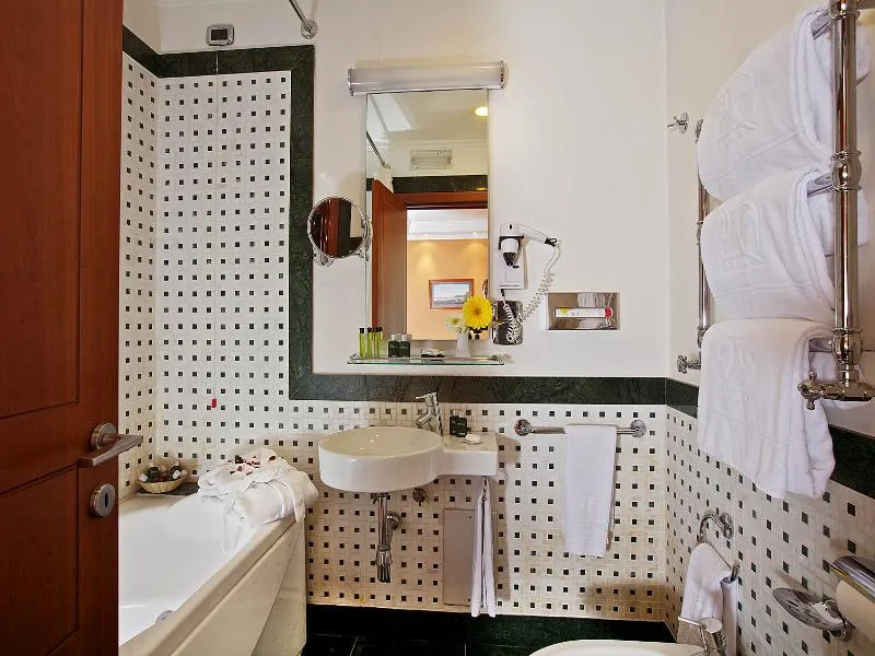 Double or Twin EXECUTIVE Room, Palazzo Turchini, Naples