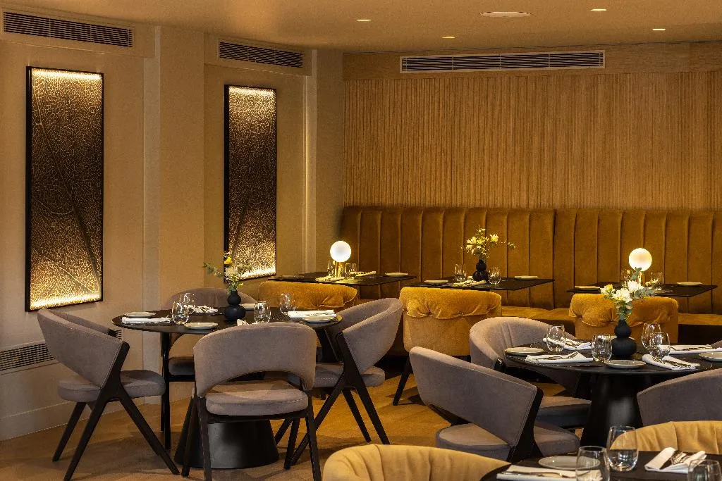 Restaurant, Golden Age of Athens, Athens