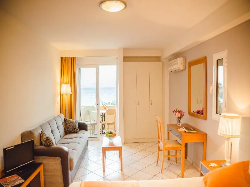 TRIPLE STANDARD Room, Faedra Beach, Crete