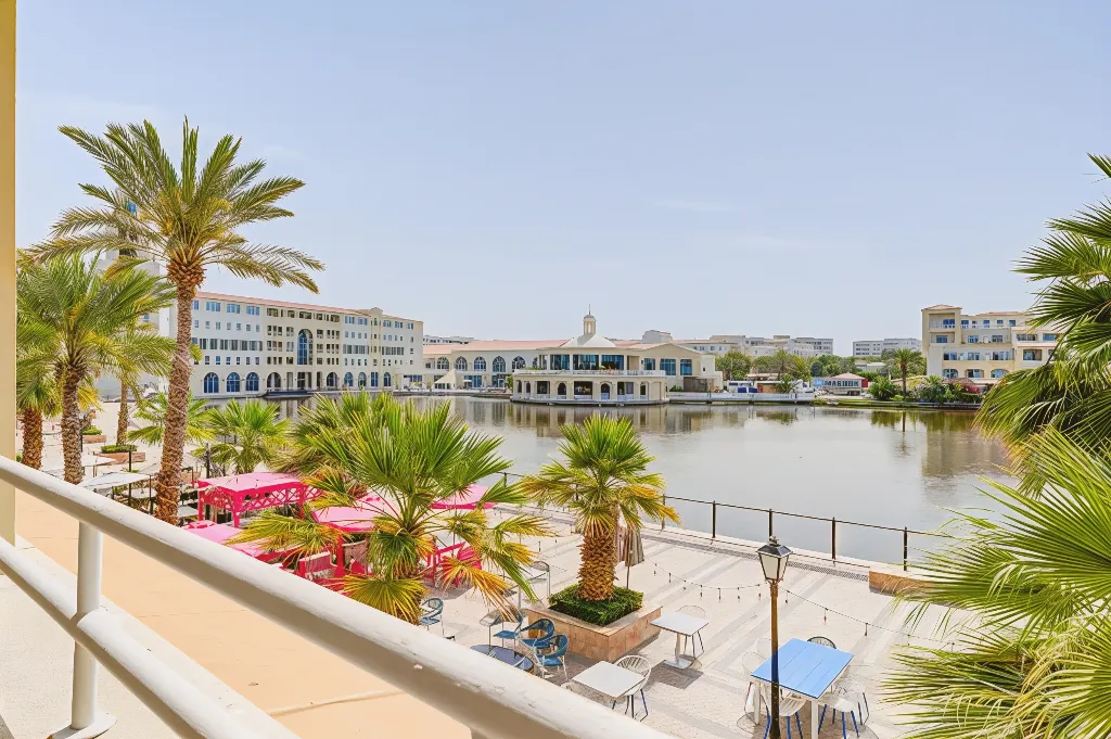 APARTMENT TWO BEDROOMS Room, Millennium Lakeview Hotel, Dubai