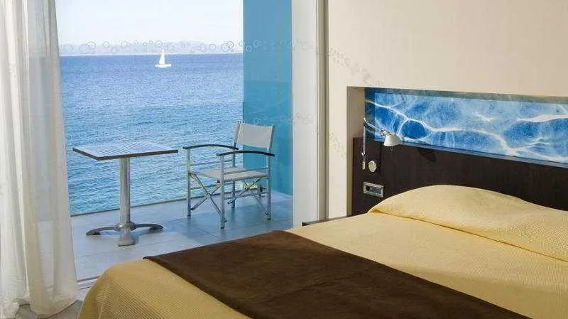 Room, Kos Aktis, Kos