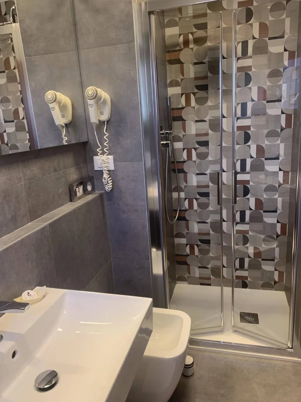 Double or Twin STANDARD Room, Hotel Adria, Venice