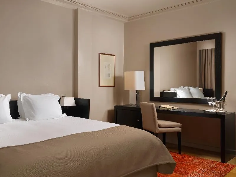 JUNIOR SUITE STANDARD Room, NJV Athens Plaza, Athens