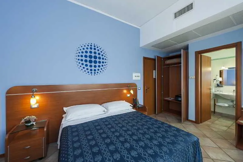 Double or Twin SUPERIOR Room, Millennium Gold, Naples