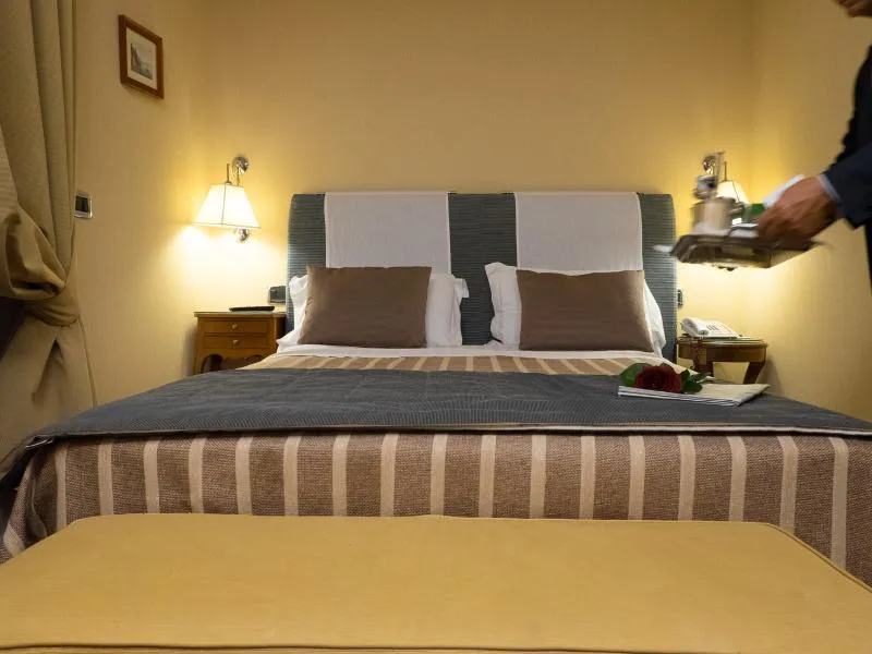 Double or Twin STANDARD Room, Palazzo Turchini, Naples
