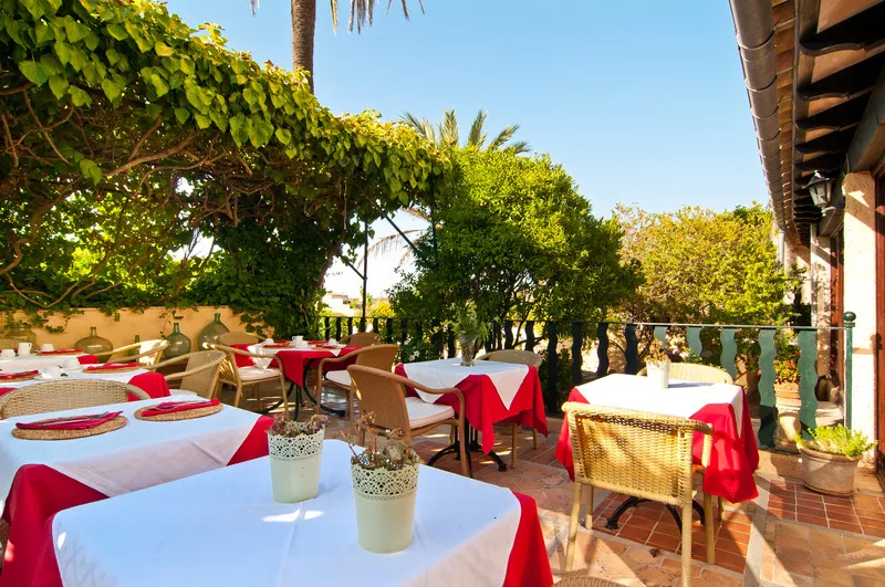 Restaurant, Leon de Sineu, Majorca