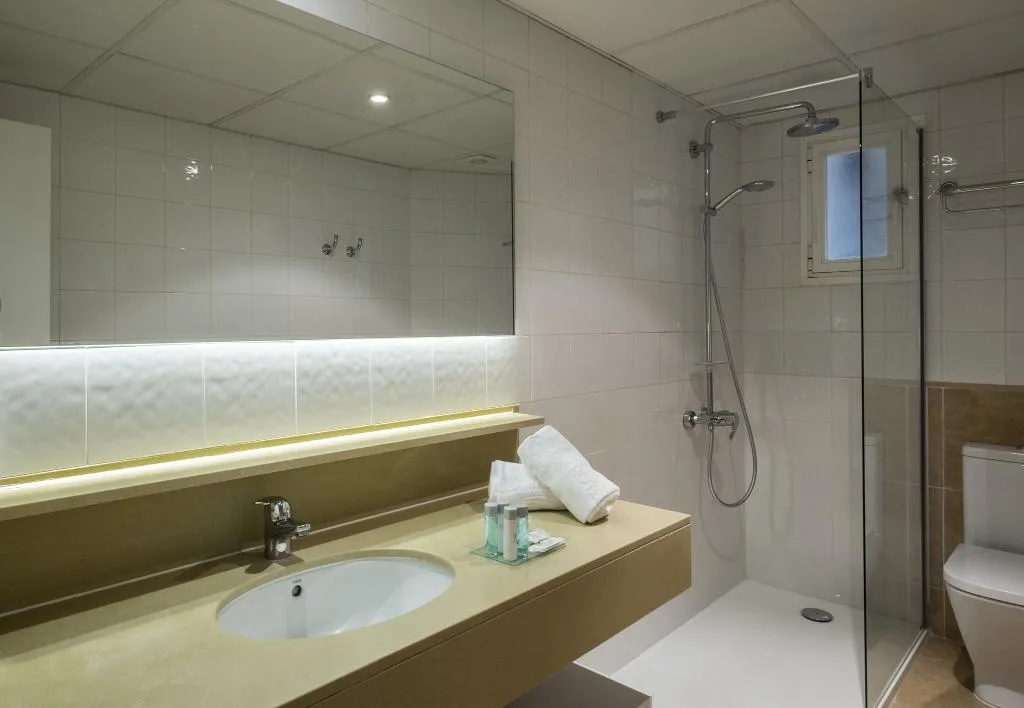 Double or Twin SEA VIEW Room, Rosamar & Spa, Costa Brava
