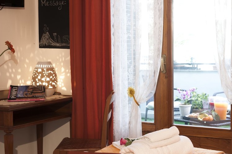 B&B Elena, Naples