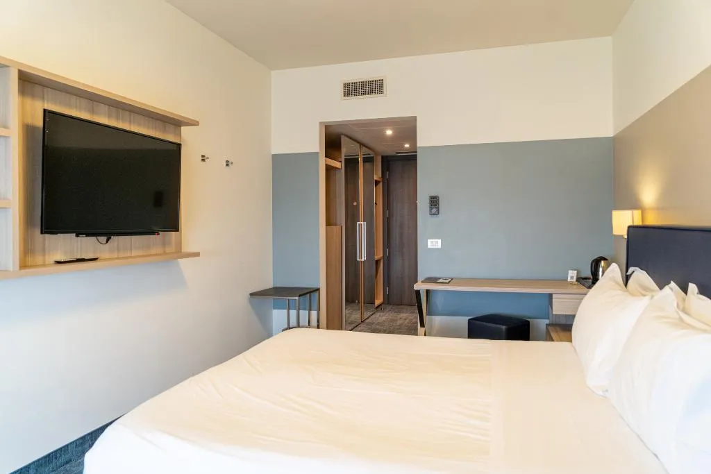 Double or Twin COMFORT Room, Hotel Désirée by Double Hospitality, Milan