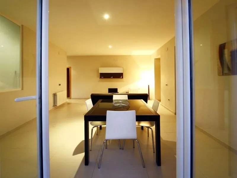 Room, Realrent Marina real, Valencia